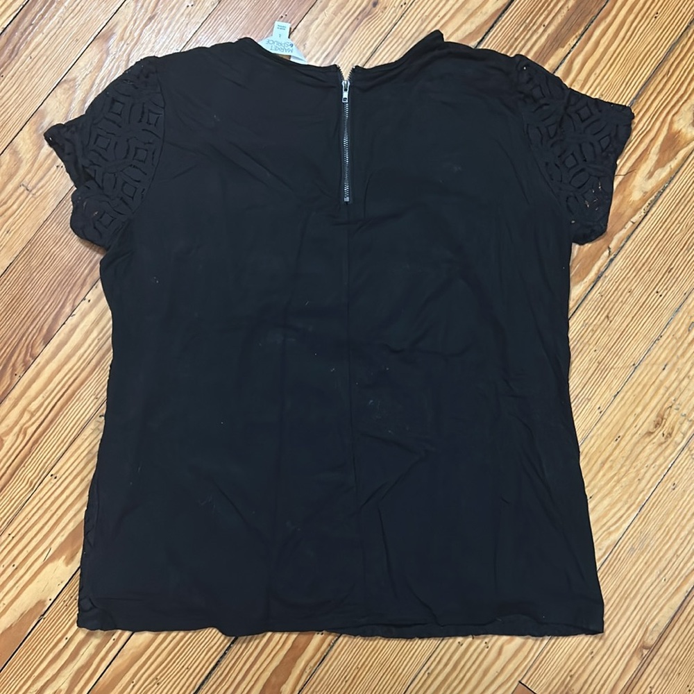 Black pattern shirt - Picture 3 of 3